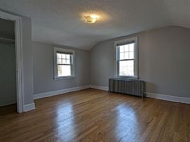 23 Taylor Rd, West Hartford, Ct 06110 in West Hartford, CT (Photo 10 of 12)