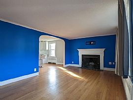 23 Taylor Rd, West Hartford, Ct 06110 in West Hartford, CT (Photo 4 of 12)