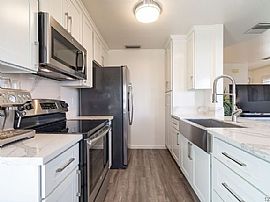 91-466 Makalea St, Ewa Beach, Hi 96706 . Furnished House in Ewa Beach, HI (Photo 8 of 12)