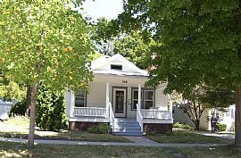 308 W Ells Ave, Champaign, Il 61820 . For Rent in Champaign, IL