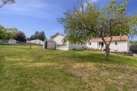 2947 E Euclid Ave, Des Moines, Ia 50317 . House For Rent in Des Moines, IA (Photo 3 of 8)