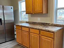 2512 Willis Ave, Perry, Ia 50220 . Unique House in Perry, IA (Photo 6 of 11)