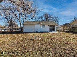 801 S Atherton Ave, Maize, Ks 67101 . House For Rent in Maize, KS (Photo 3 of 12)