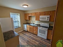 7845 Kessler Ln, Overland Park, Ks 66204 . House For Rent in Overland Park, KS (Photo 10 of 10)