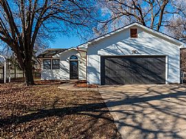 801 S Atherton Ave, Maize, Ks 67101. Awesome House For Rent in Maize, KS