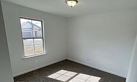 739 Lambot Ave, Zachary, La 70791 . Nice House in Zachary, LA (Photo 6 of 9)