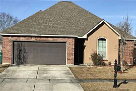 9437 Redwood Lake Blvd, Zachary, La 70791 . Nice House For Rent in Zachary, LA
