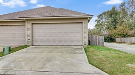 130 Brightwood Dr, Lafayette, La 70508 . Confortable House in Lafayette, LA (Photo 3 of 11)