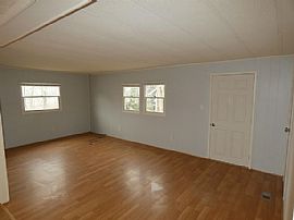 146 Sewall St, Augusta, Me 04330 . House For Rent in Augusta, ME (Photo 6 of 10)