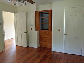 120 Clay Hill Rd, Cape Neddick, Me 03902 . House For Rent in Cape Neddick, ME (Photo 9 of 10)