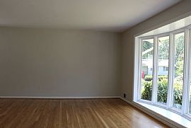 1113 Anesbury Ct, Alexandria, Va 22308 . House For Rent in Alexandria, VA (Photo 3 of 9)