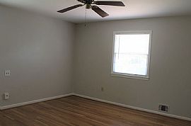 1113 Anesbury Ct, Alexandria, Va 22308 . House For Rent in Alexandria, VA (Photo 6 of 9)