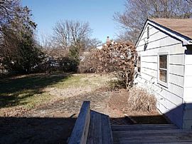 716 Seagrove Rd, Glen Burnie, Md 21060 . House For Rent in Glen Burnie, MD (Photo 2 of 10)