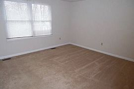 7127 Forest Ave, Hanover, Md 21076 . Newly Renovated House in Hanover, MD (Photo 6 of 9)