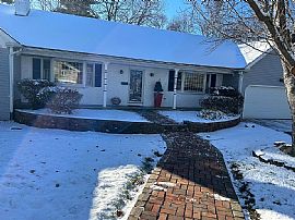 80 Croydon Rd, Norwood, Ma 02062. House For Rent in Norwood, MA