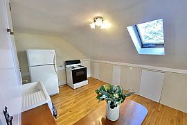 53 Amherst Rd, Pelham, Ma 01002 . House For Rent in Pelham, MA (Photo 3 of 10)