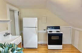 53 Amherst Rd, Pelham, Ma 01002 . House For Rent in Pelham, MA (Photo 5 of 10)