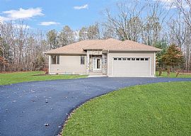 47 River St, Seekonk, Ma 02771 . Lovely House in Seekonk, MA