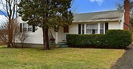 82 Welles Rd, Vernon, Ct 06066 . House For Rent in Vernon, CT