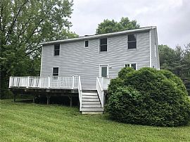 153 Amherst Rd, Sunderland, Ma 01375 . House For Rent in Sunderland, MA (Photo 2 of 9)