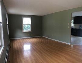 153 Amherst Rd, Sunderland, Ma 01375 . House For Rent in Sunderland, MA (Photo 5 of 9)