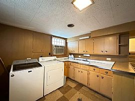 827 Diane Ln, Naperville, Il 60540 . Home Sweet Home  in Naperville, IL (Photo 11 of 12)