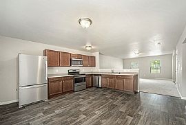 5625 Downing St, Portage, Mi 49024 . House For Rent in Portage, MI (Photo 2 of 12)