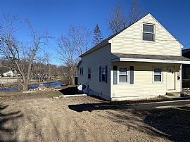 608 W Washington St, Belding, Mi 48809 . Home Sweet Home  in Belding, MI