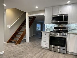 608 W Washington St, Belding, Mi 48809 . Home Sweet Home  in Belding, MI (Photo 6 of 12)