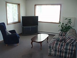 234 Towyn St, Apt 5, Cambria, Wi 53923 in Cambria, WI (Photo 3 of 6)