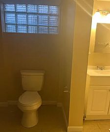 1035 Neville St, Follansbee, Wv 26037 in Follansbee, WV (Photo 4 of 7)