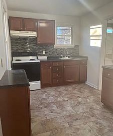 1035 Neville St, Follansbee, Wv 26037 in Follansbee, WV (Photo 7 of 7)