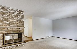 972 Valley Oaks Rd, Vadnais Heights, Mn 55127 . House For Rent in Vadnais Heights, MN (Photo 3 of 8)