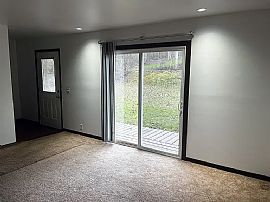 5943 Nathan Road, Apt A, 5943 Nathan Dr, Huntington, Wv 25705 in Huntington, WV (Photo 2 of 5)