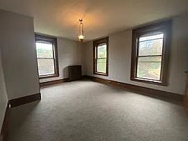 3 Main St Floor 2, Milton, Vt 05468 in Milton, VT (Photo 3 of 6)