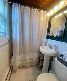 7 Brewer St, Apt 2, Newport, Ri 02840 in Newport, RI (Photo 5 of 5)