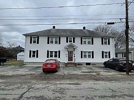 20 Lexington Ave, Apt 1, West Warwick, Ri 02893 in West Warwick, RI (Photo 5 of 5)