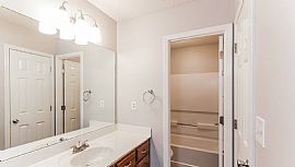 10326 Curtis Dr, Olive Branch, Ms 38654 . House For Rent in Olive Branch, MS (Photo 8 of 10)