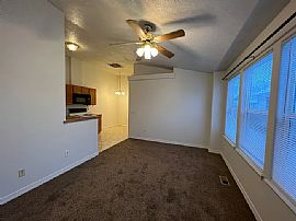 27 Center St, Stamford, Ct 06906 in Stamford, CT (Photo 5 of 5)