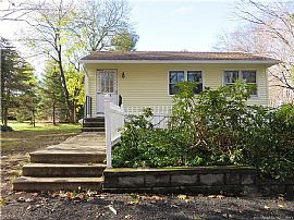 181 Hilltop Rd, # B, Cheshire, Ct 06410 in Cheshire, CT (Photo 2 of 6)