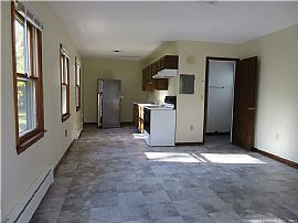 181 Hilltop Rd, # B, Cheshire, Ct 06410 in Cheshire, CT (Photo 3 of 6)