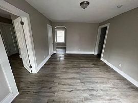 7411 1st Ave N, # A, Birmingham, Al 35206 in Birmingham, AL (Photo 3 of 6)