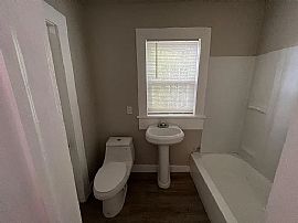 7411 1st Ave N, # A, Birmingham, Al 35206 in Birmingham, AL (Photo 4 of 6)