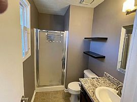 218 W Camino St, Springfield, Mo 65810 . House For Rent in Springfield, MO (Photo 6 of 10)