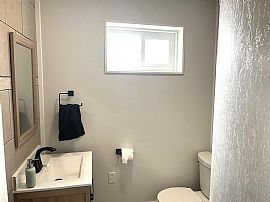 1828 Choteau St, Helena, Mt 59601 . Lovely House in Helena, MT (Photo 8 of 9)