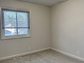 2211 Derby Dr, Bellevue, Ne 68123 . House For Rent in Bellevue, NE (Photo 10 of 12)