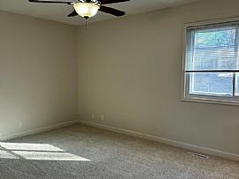 2211 Derby Dr, Bellevue, Ne 68123 . House For Rent in Bellevue, NE (Photo 9 of 12)