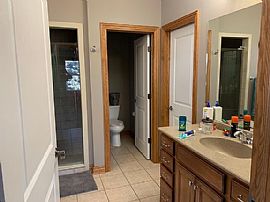 8440 Norval Rd, Lincoln, Ne 68520 Gor Rent in Lincoln, NE (Photo 7 of 11)