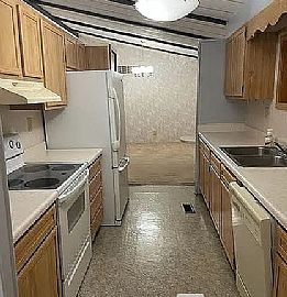 800 E 10th St, Chadron, Ne 69337 Home Sweet Home  in Chadron, NE (Photo 2 of 7)