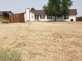 515 Tranquil Dr, Sparks, Nv 89441  Comfortable House For Rent in Sparks, NV (Photo 4 of 12)